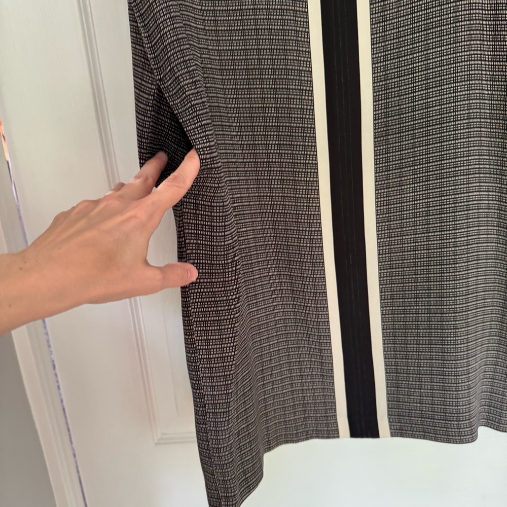 Vince Ptp 21" 100% Silk Shift Dress Black & Beige Print - Picture 5 of 9